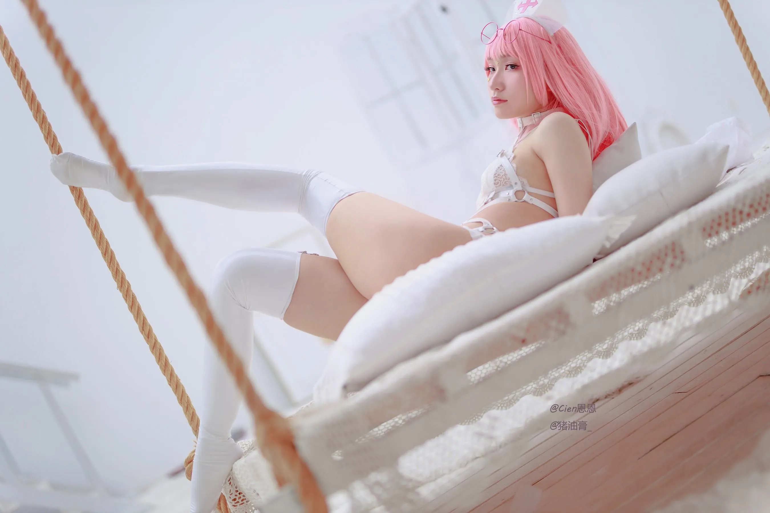 Cien恩恩 – NO.02 护士 [19P]插图2